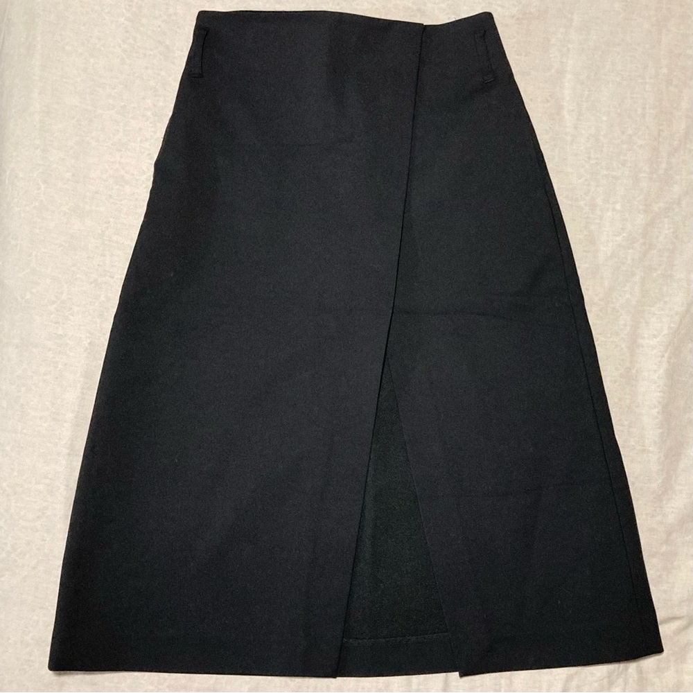 Ochirly Classic Black Women's Skirt‎ with Front Kick Pleat/Slit & Pockets